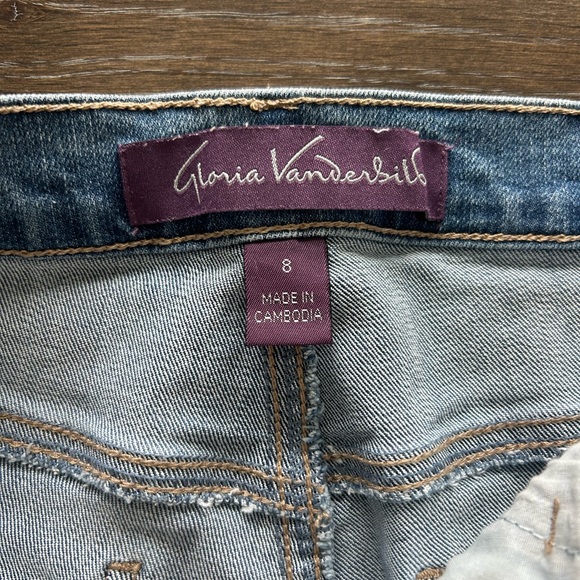 Gloria Vanderbilt Armanda Jeans - Picture 3 of 4